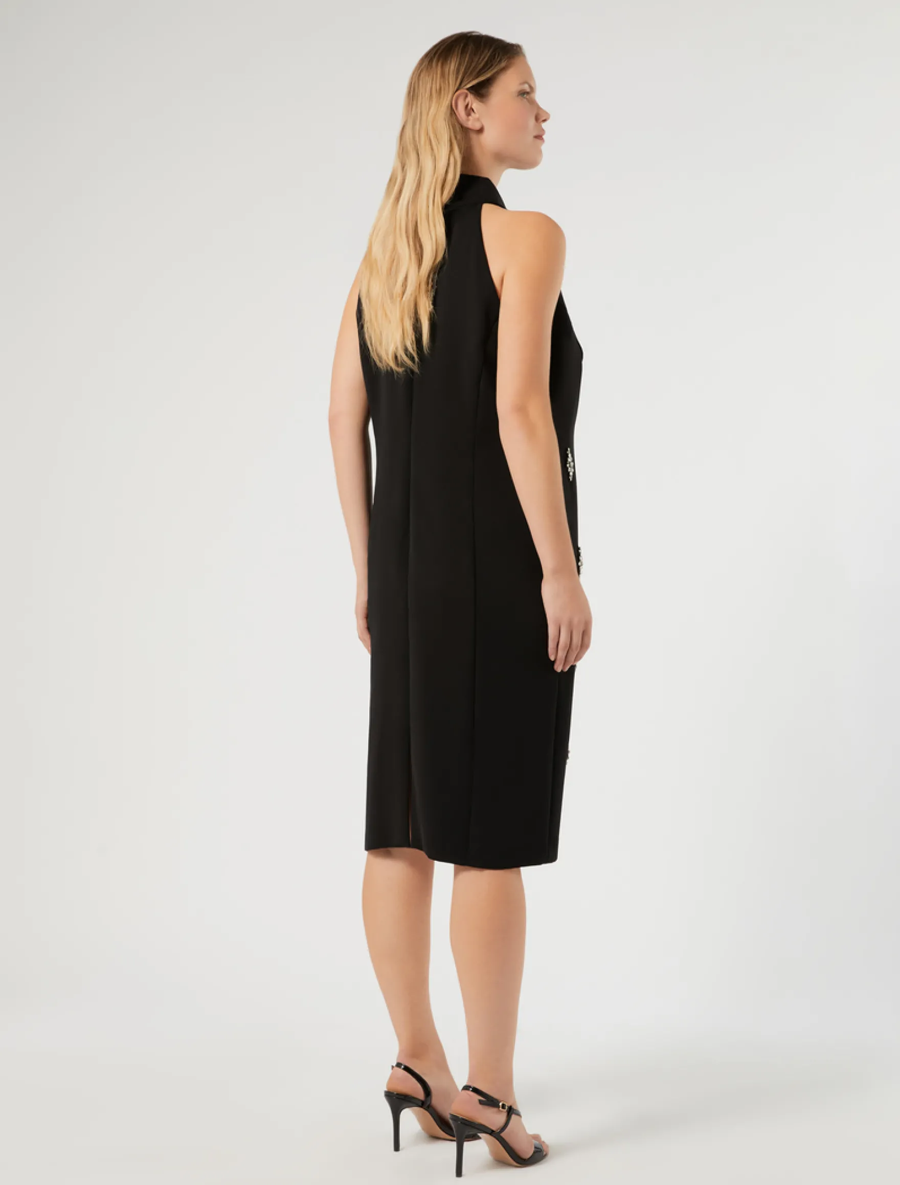 Abito in cady con ricamo - NERO