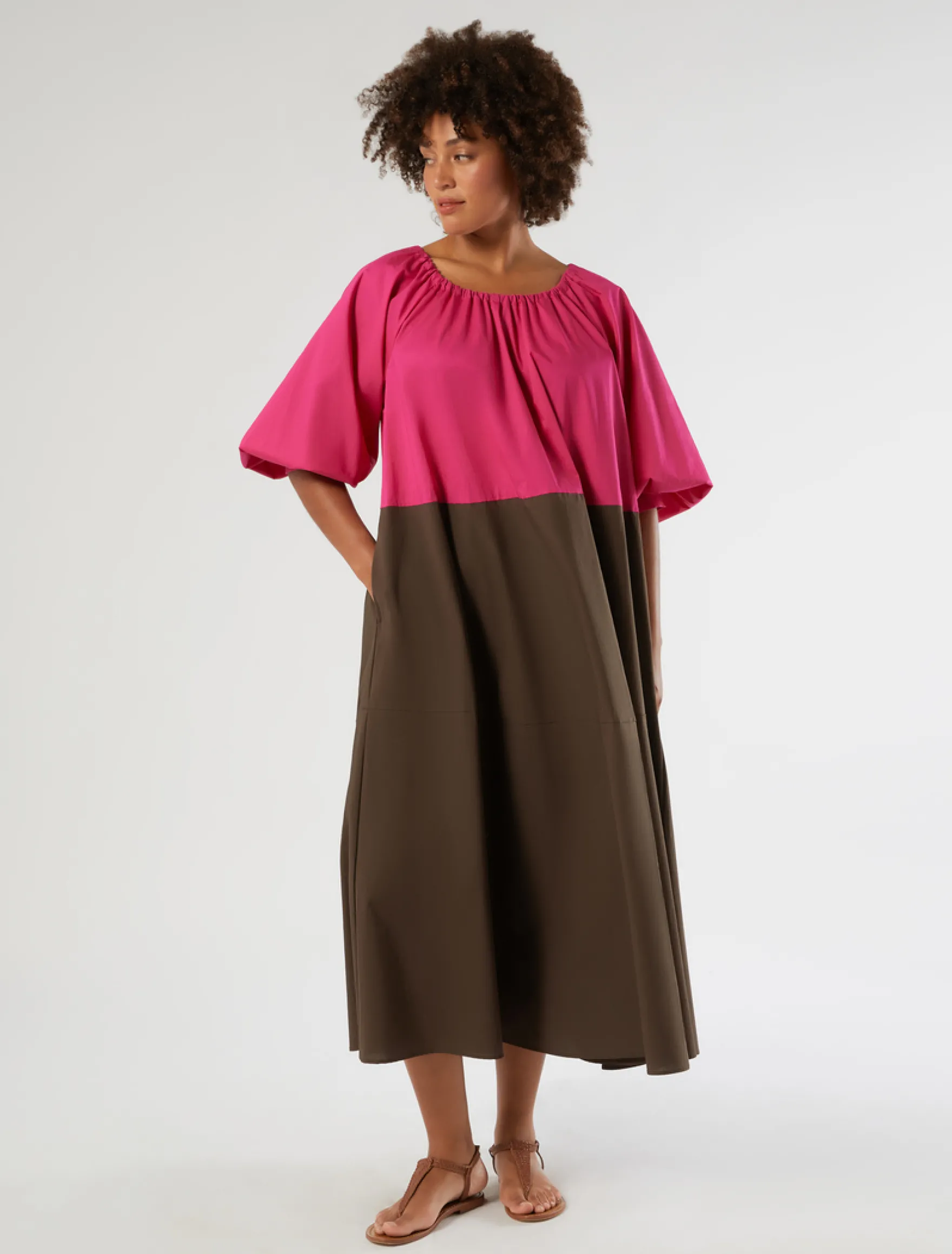 Abito in cotone a balze - FUXIA