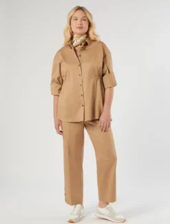 Pantaloni in gabardina di cotone stretch - BISCOTTO